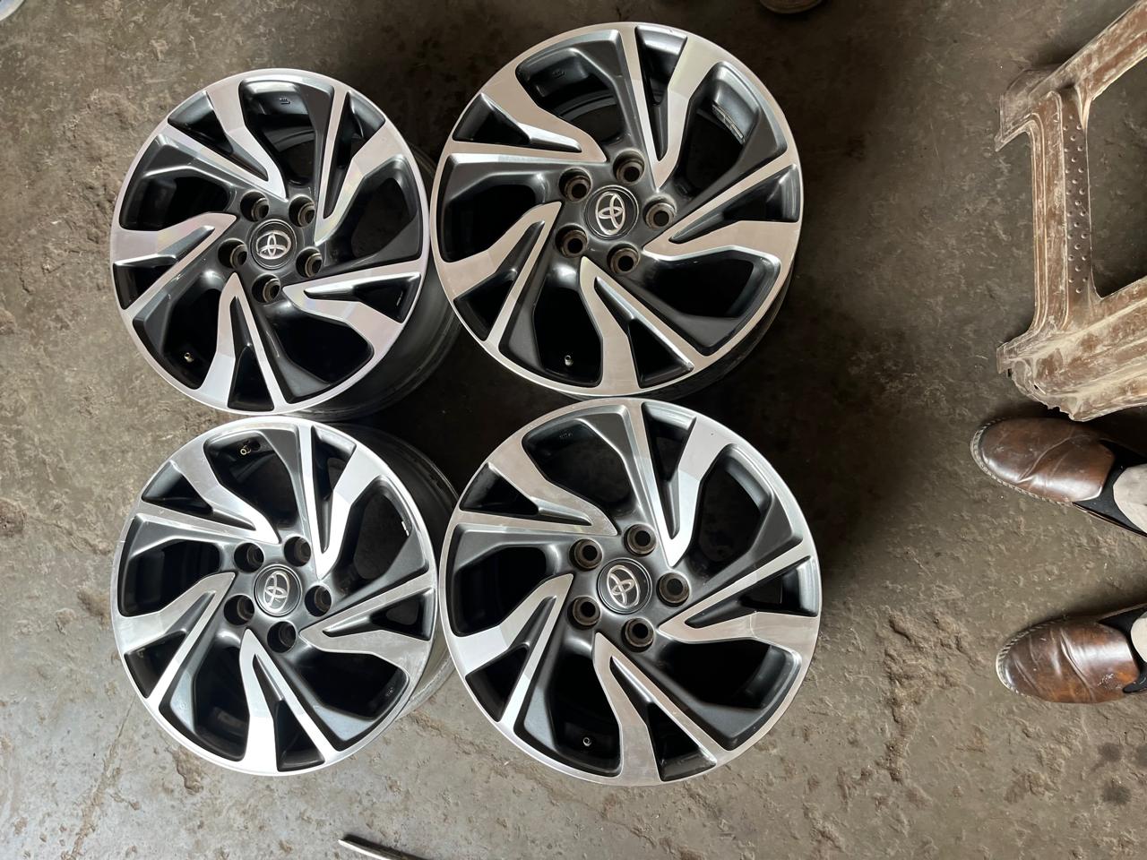 Alloy Wheels Set